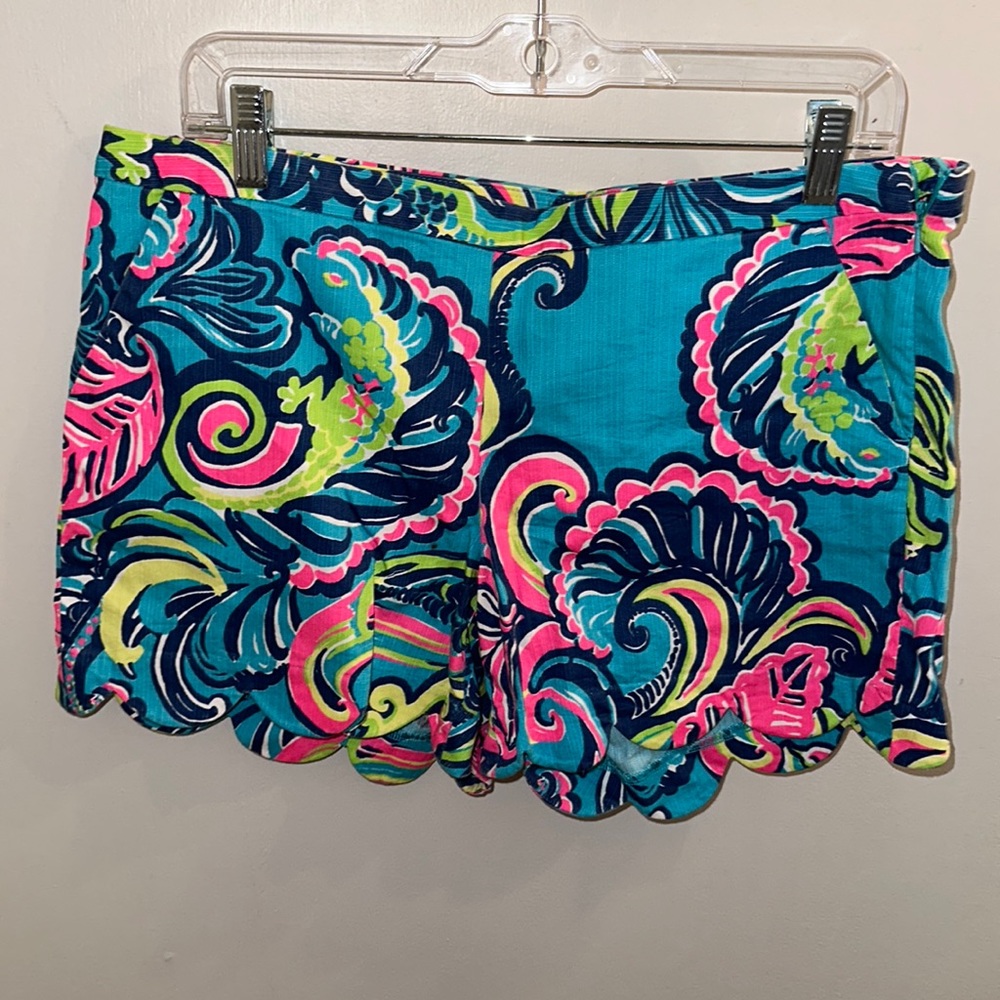 Lilly Pulitzer Magnolia Shorts size 10